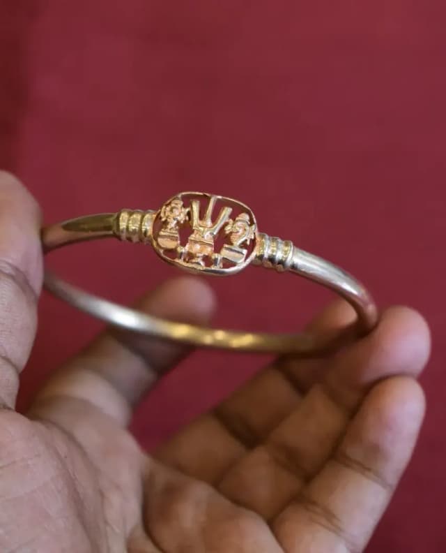 Namam Sangu Chakram Bracelet, ஐம்பொன் நாமம் சங்கு சக்ரம் காப...