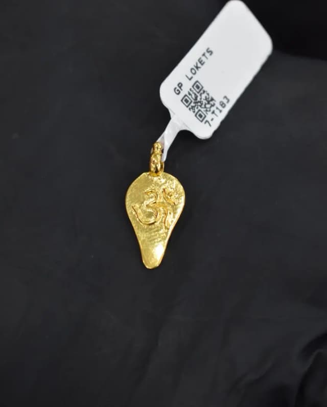 Gold Polish Silver Long Leaf Thali Locket, ഗോൾഡ് പ്ലേറ്റഡ് സ...